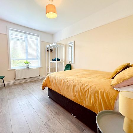 Bournemouth 3 Bedroom - Parking Buitenkant foto